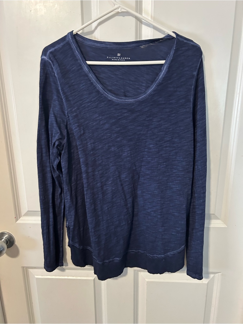 Elliott Lauren Women's Long-Sleeve Scoop Neck Top - Navy